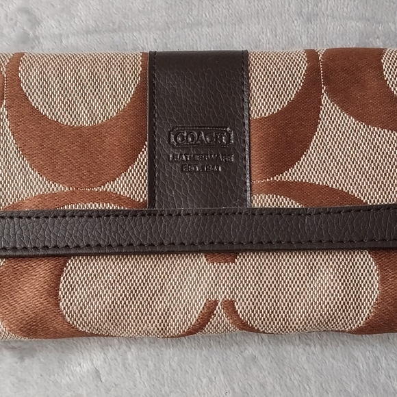 Coach Accessories Classic Coach Signature Leatherware Wallet